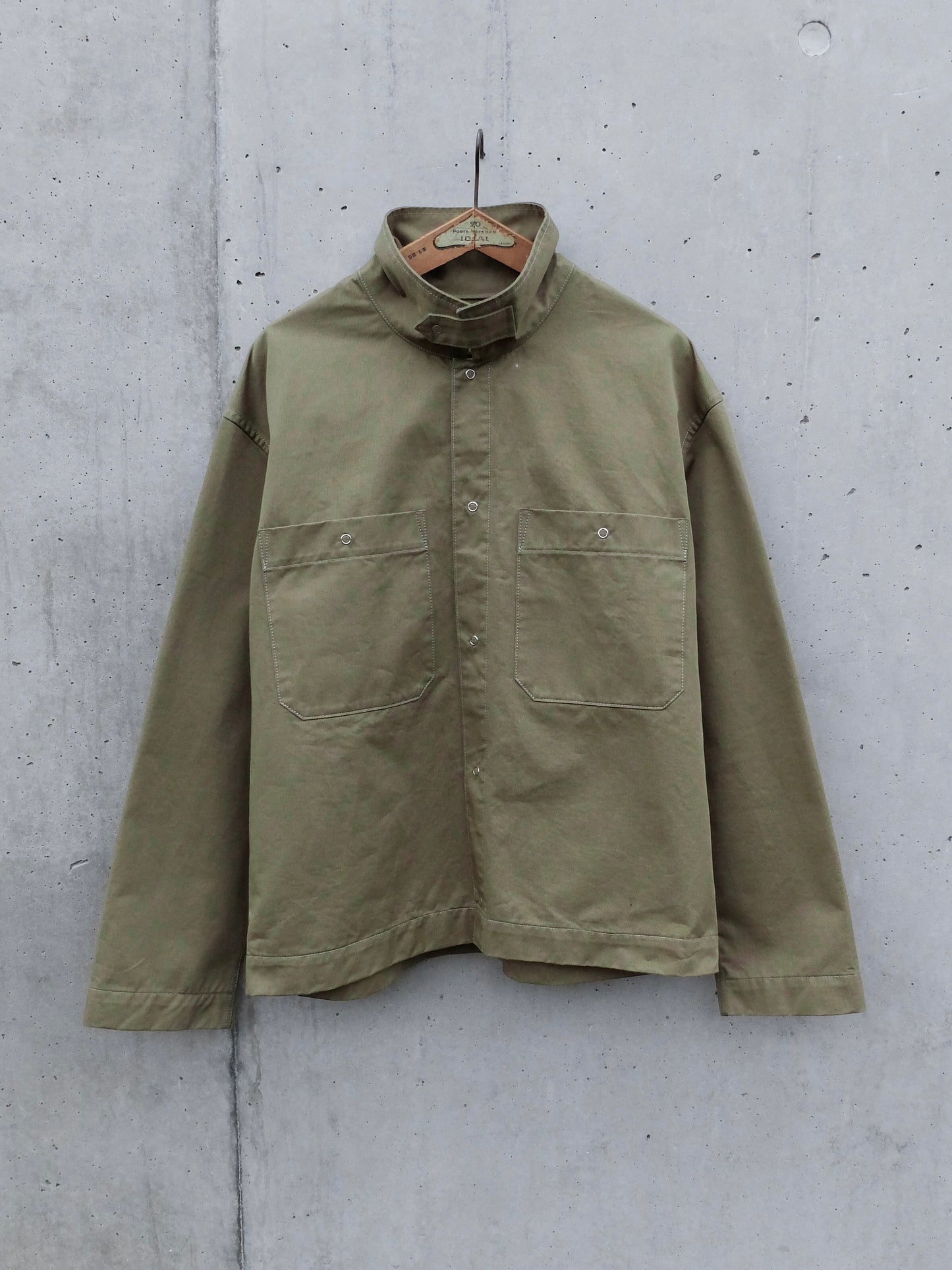 CLOSE COLAR JACKET