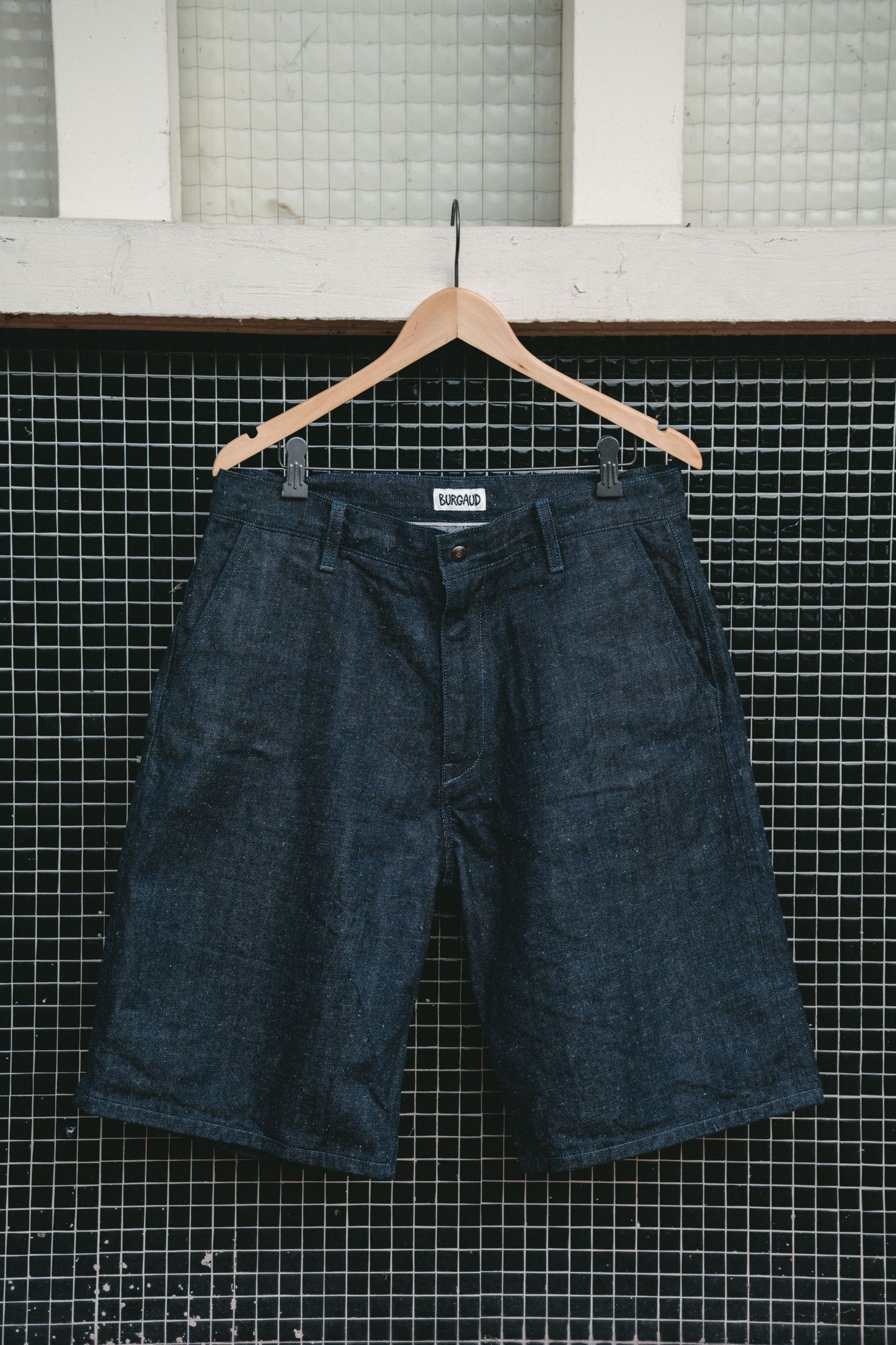 DENIM SHORT